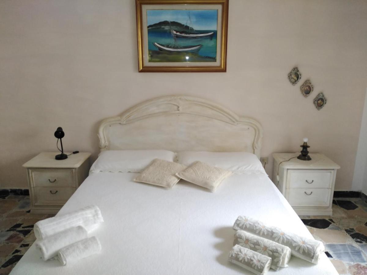 Bed and Breakfast Nonna Dora Muros Exterior foto