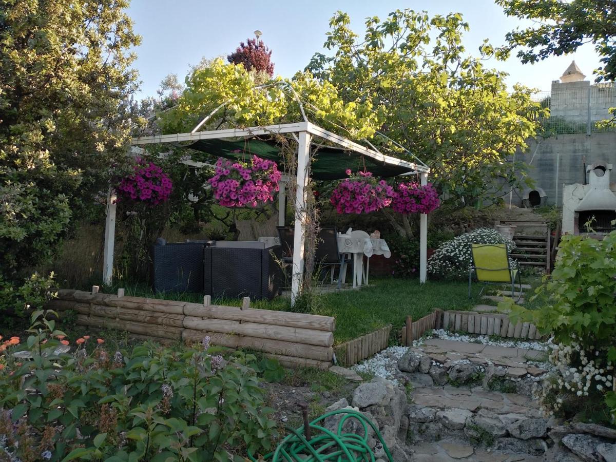 Bed and Breakfast Nonna Dora Muros Exterior foto