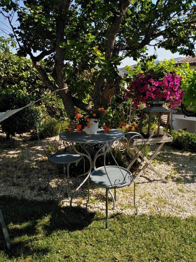 Bed and Breakfast Nonna Dora Muros Exterior foto